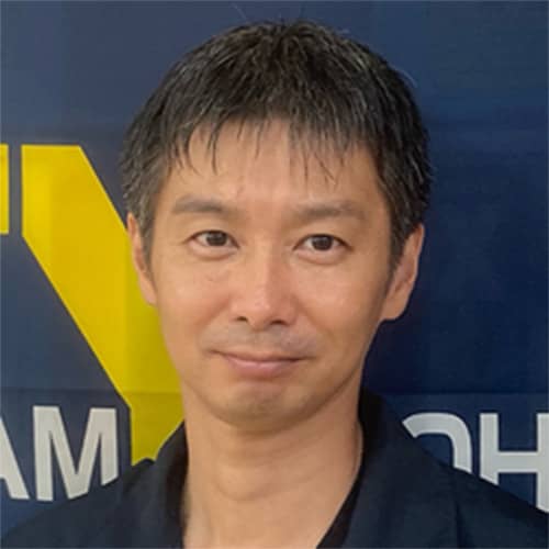 内倉隆行